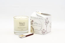 Black Oak Currant Candle